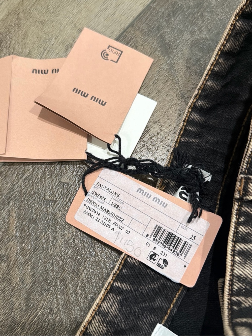 Miu Miu brown marbleized denim shorts in brown Nero - Picture 6 of 7